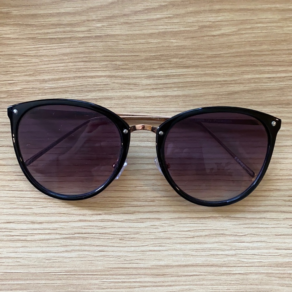 Express sunglasses